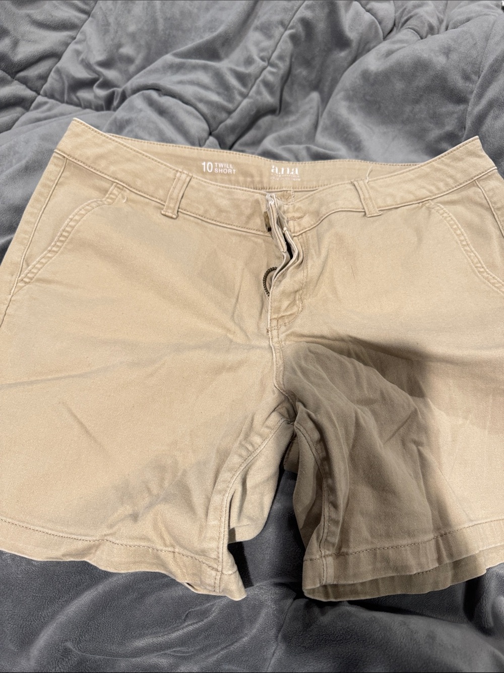 a.n.a Men’s Tan Chino Shorts
